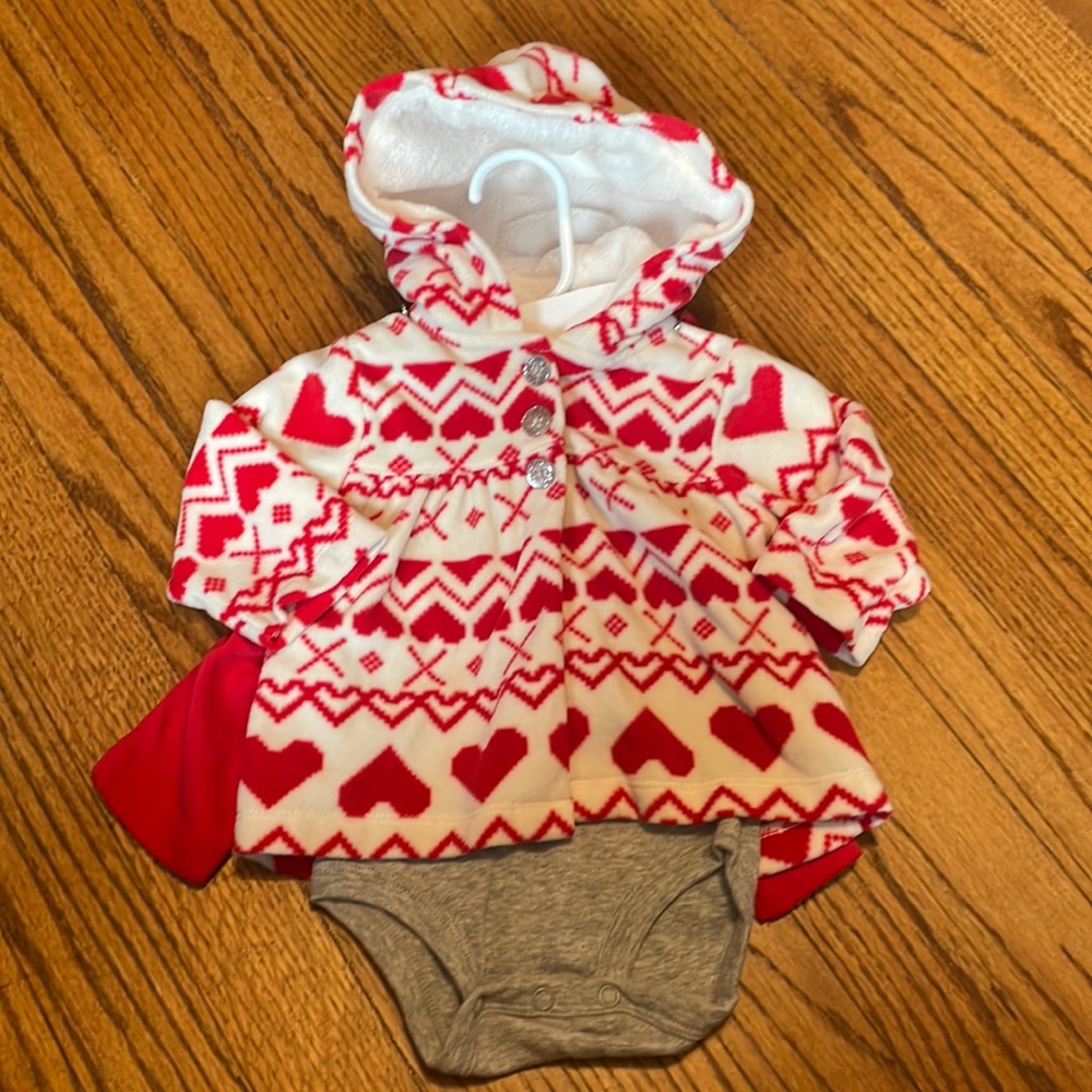 Carters 3 piece outfit